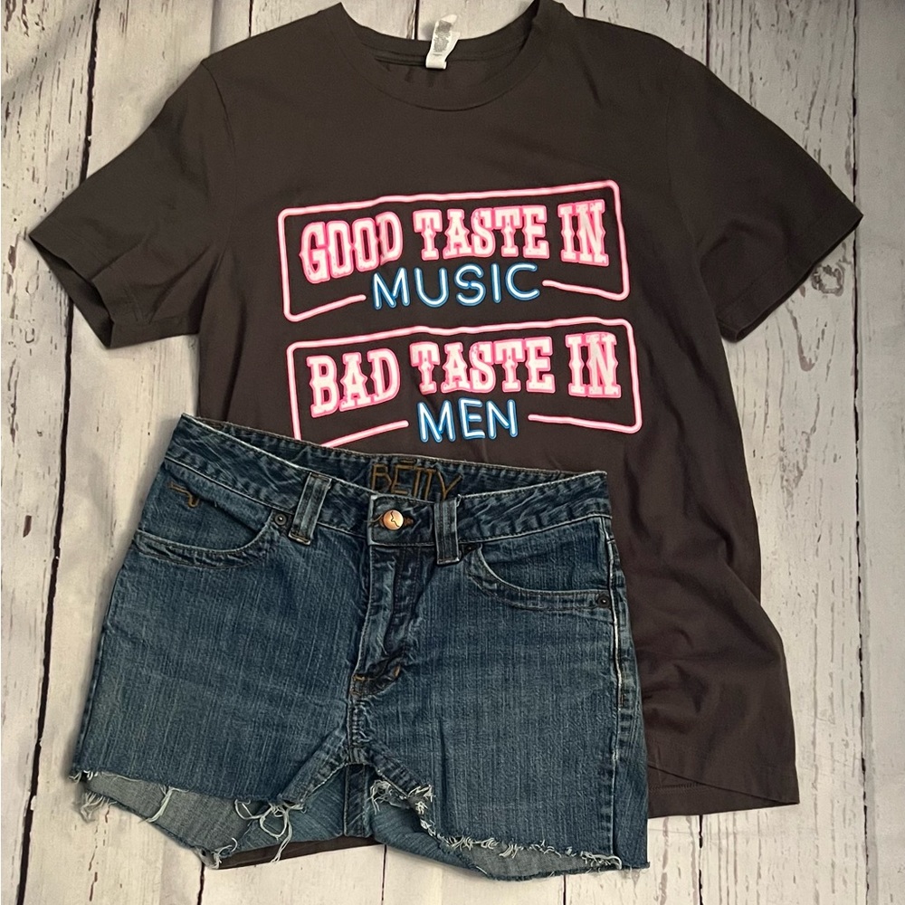 Good taste in music bad taste in men M